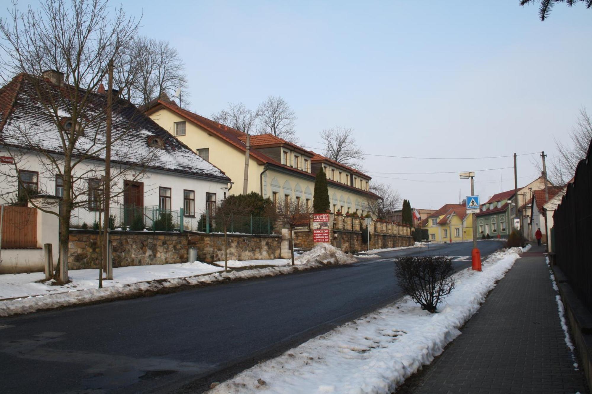 Hotel Boucek Mochov Esterno foto